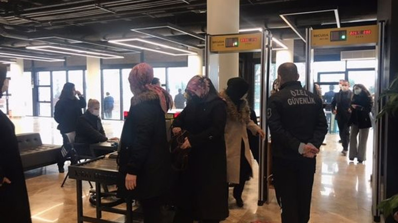 AKP’lilere HES Kodu sorgulaması ve ateş ölçümü yapılmadı